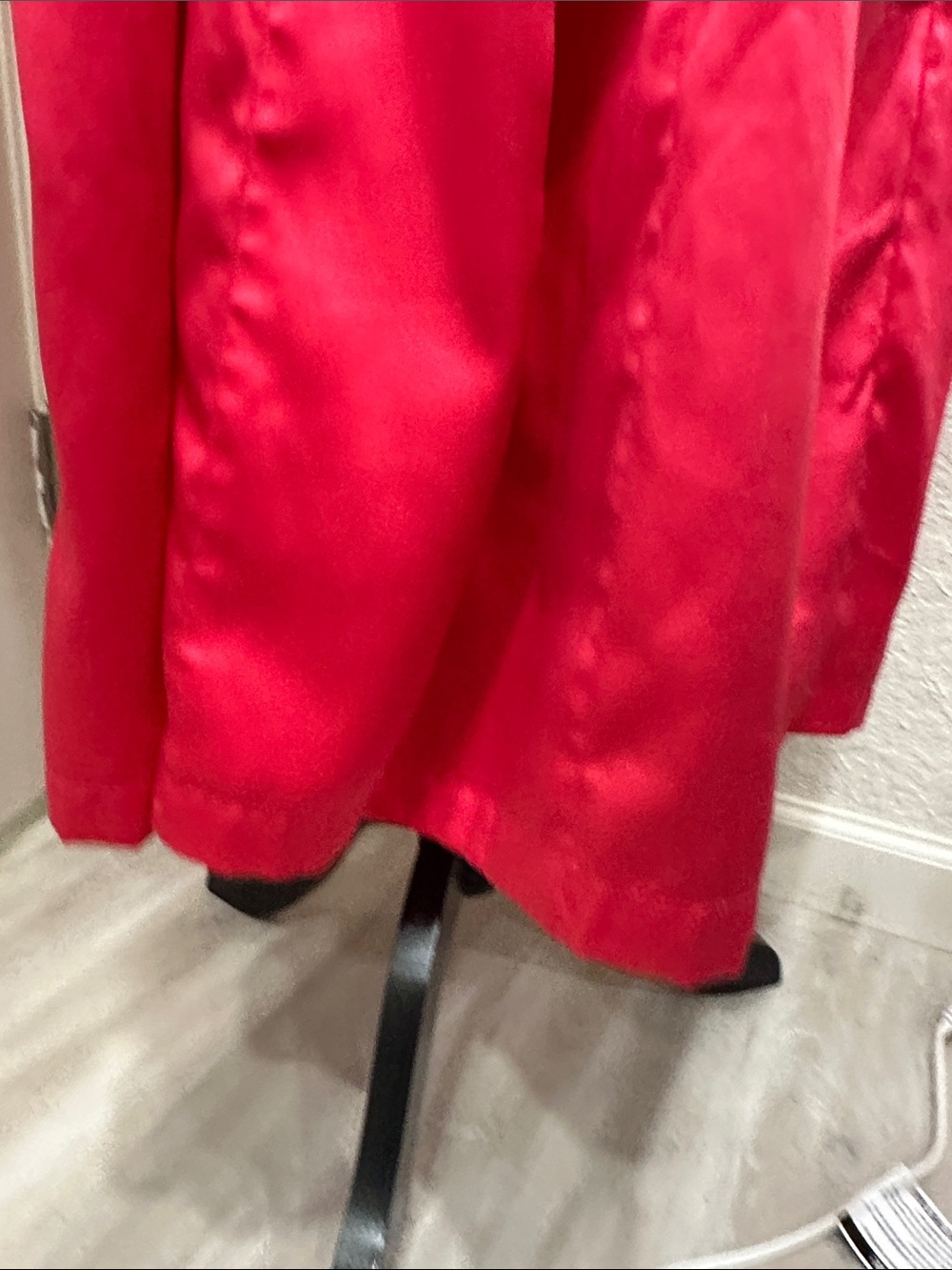 Victoria's Secret Gild Label Pink Satin Robe with Purple Trim M/L - Picture 7 of 15